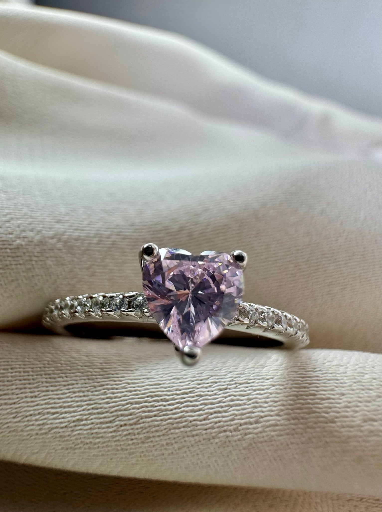 Image of ROSÉ AMOUR