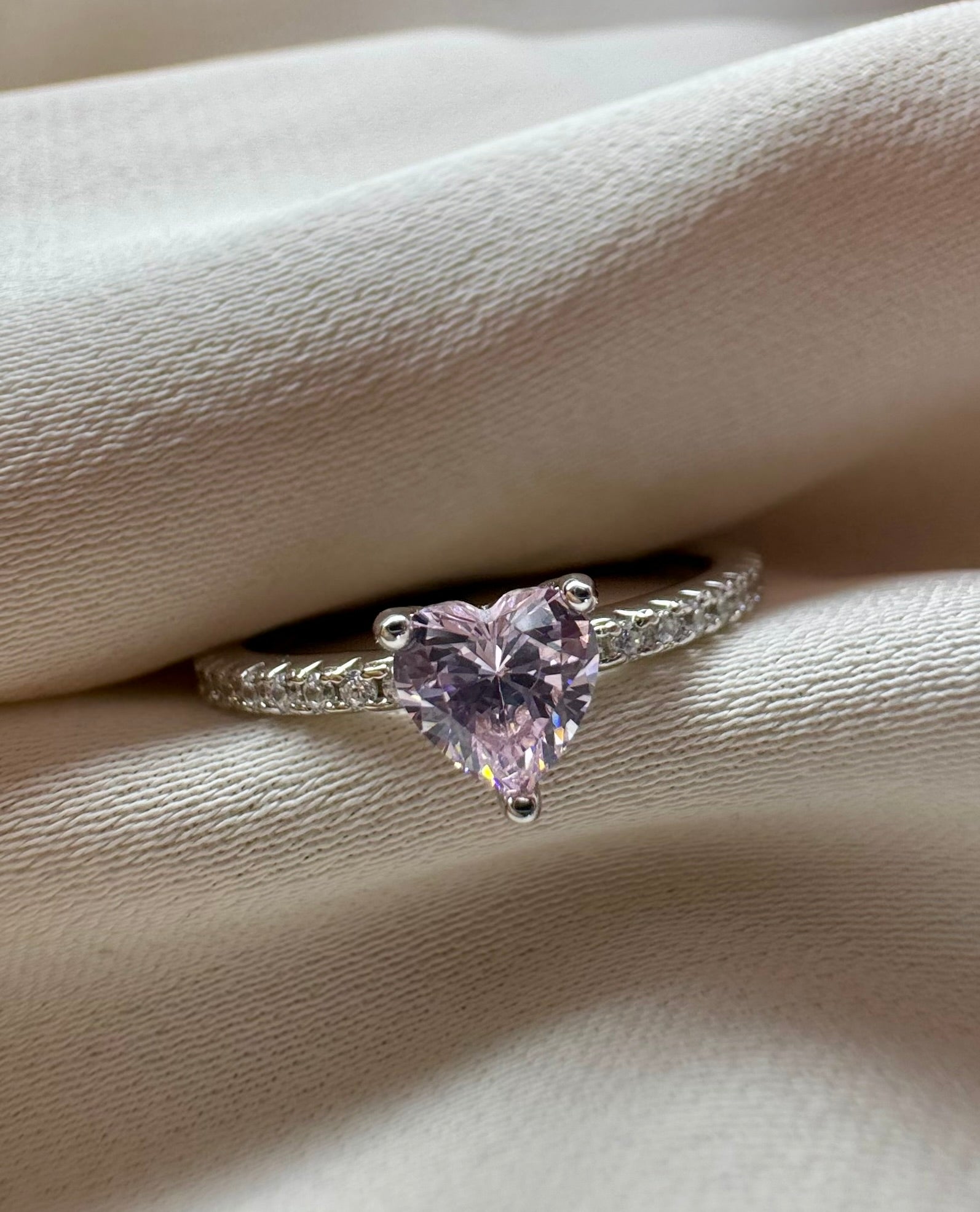 Image of ROSÉ AMOUR