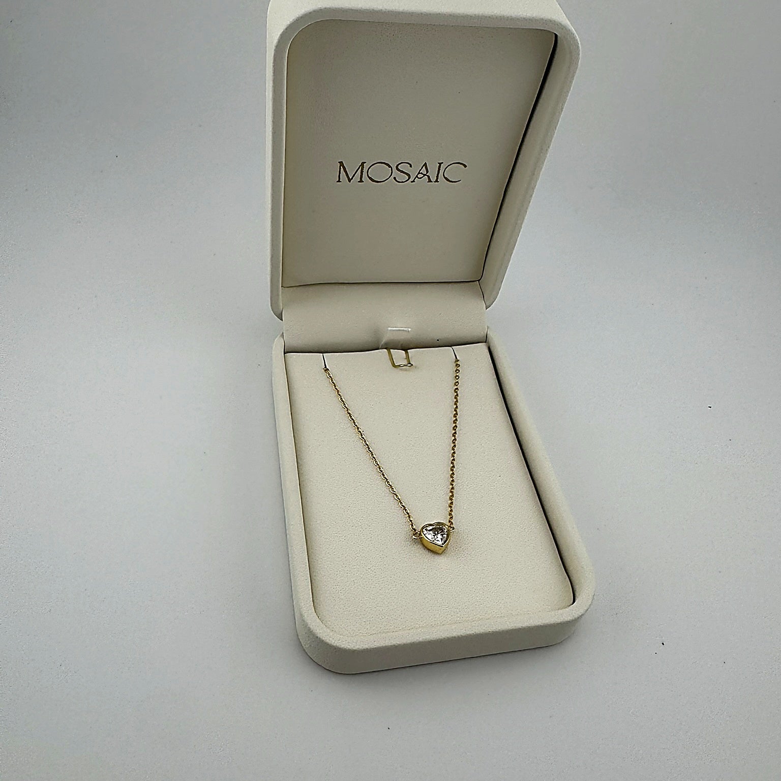 Image of HEART LUMIÈRE